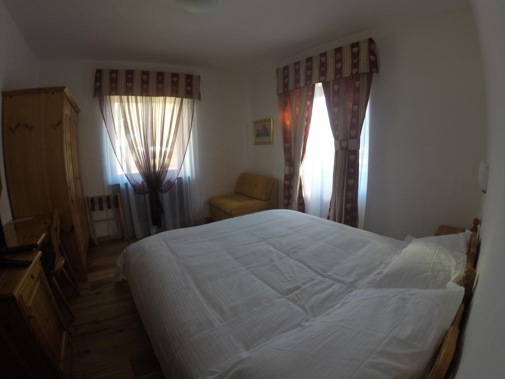 Garni Valdan Hotel Falcade Room photo